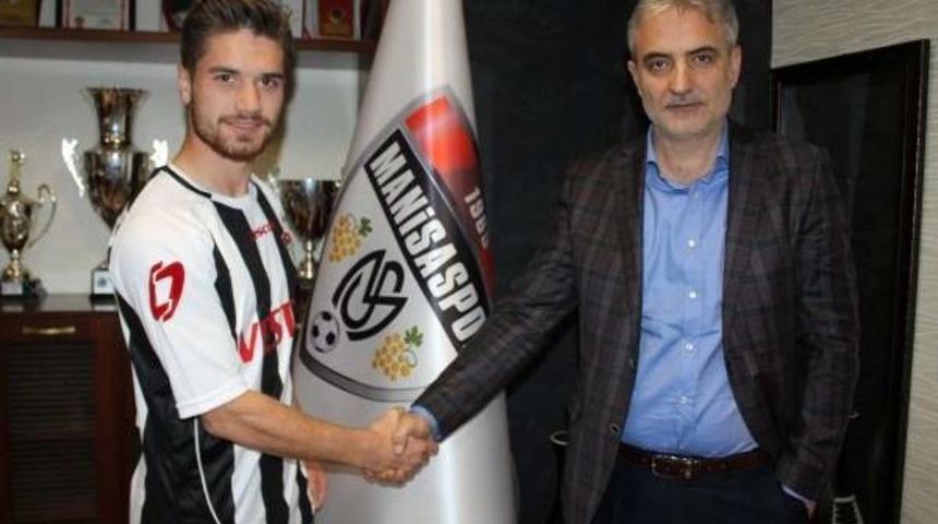 Manisaspor Yusuf'la 1.5 Yıllık S&ouml;zleşme Imzaladı