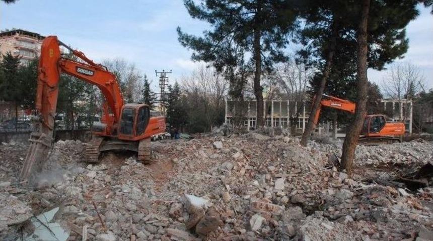 Yeni H&uuml;k&uuml;met Konağının Startı Verildi