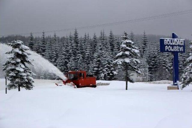 Bolu Dağı'nda Kar Durdu, Yollar Temizlendi