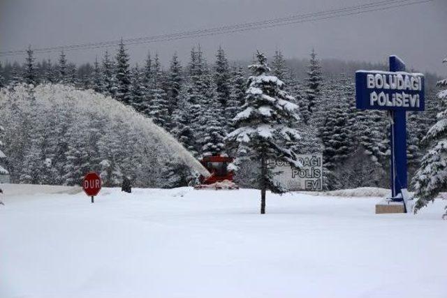 Bolu Dağı'nda Kar Durdu, Yollar Temizlendi