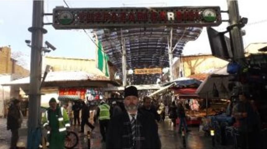 Vatandaşlar &Ccedil;arşı Ve Metro İstasyonlarına Tuvalet Yapılmasını İstiyor