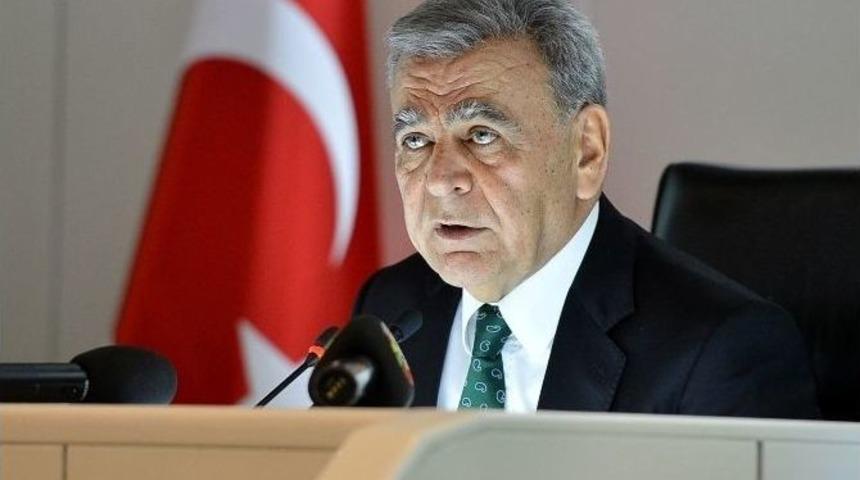 İzmir B&uuml;y&uuml;kşehir Meclisi Hararetli Ge&ccedil;ti