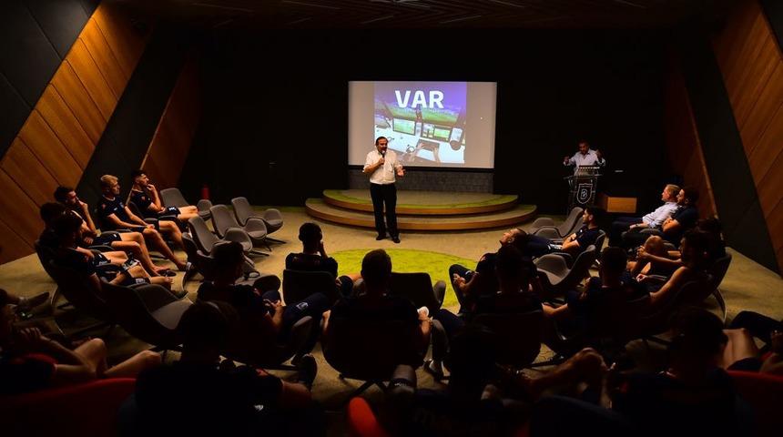 Galatasaray ve Medipol Başakşehir'e VAR eğitimi verildi