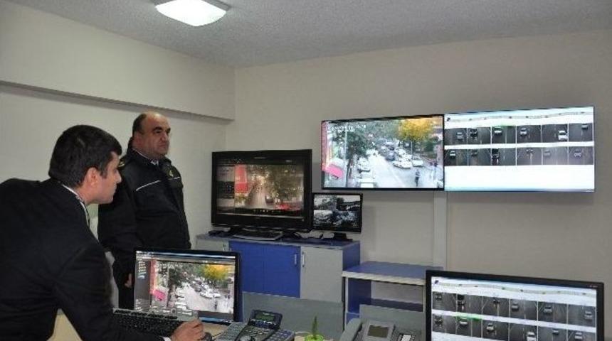 Elbistan&rsquo;da S&uuml;r&uuml;c&uuml;lere Mobese&rsquo;li Takip