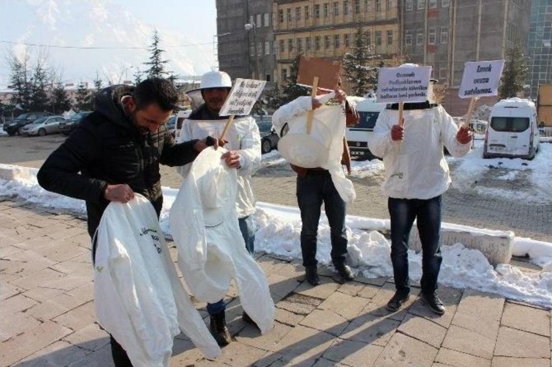 Hakkarili Arıcılar Sahte Bal &Uuml;reticilerine Karşı M&uuml;cadele Başlattı