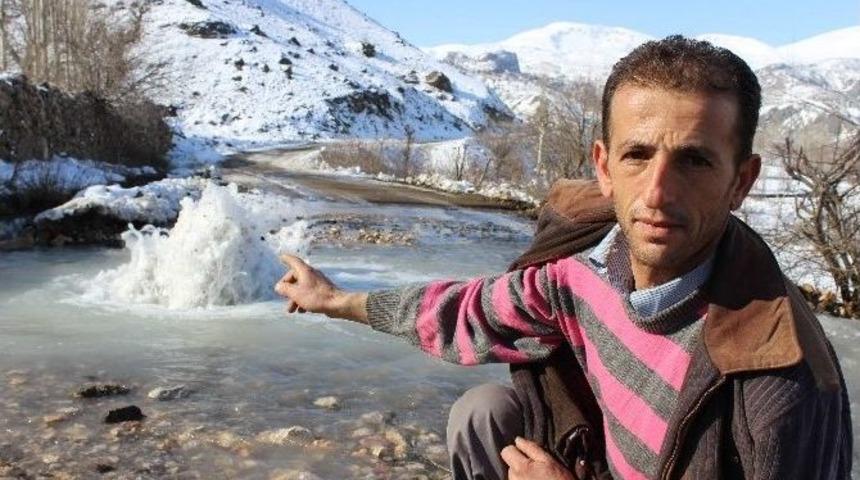 G&uuml;rlevik Suyu İshale Hattında Patlama Oldu