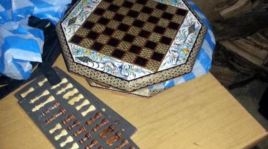 Bitlis'te Yolcu Otob&uuml;s&uuml;nde 4 Kilo 400 Gram Eroin Ele Ge&ccedil;irildi