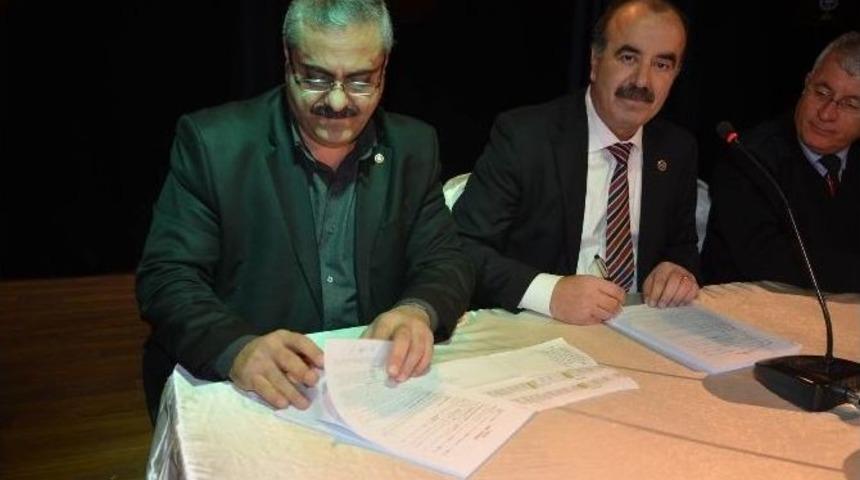 Mudanya Belediyesi&rsquo;nde S&ouml;zleşme Sevinci