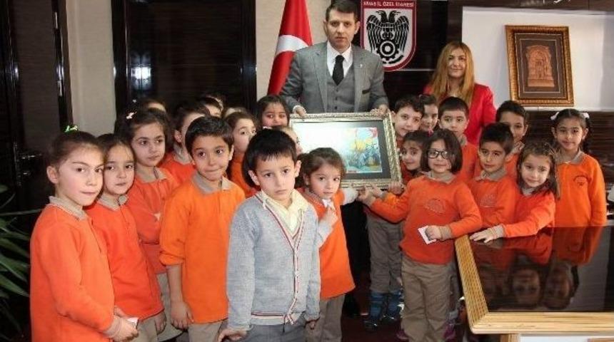 İl &Ouml;zel İdaresi Genel Sekreteri Ayhan&rsquo;a &Ouml;ğrencilerden Ziyaret