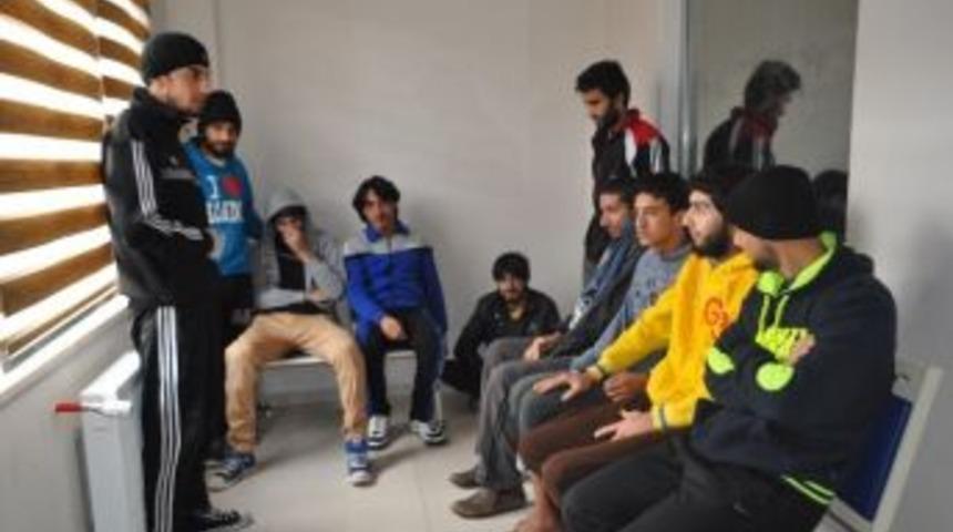 10 Suriyeli Polise Yakalandı