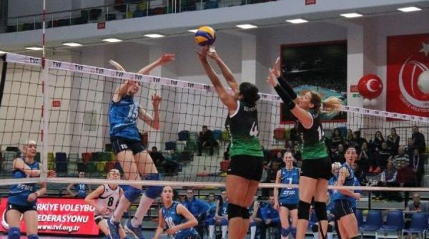 Bursa B&uuml;y&uuml;kşehir Belediyespor- Obrita Ztmc-Znu Zaporozhye: 3-0