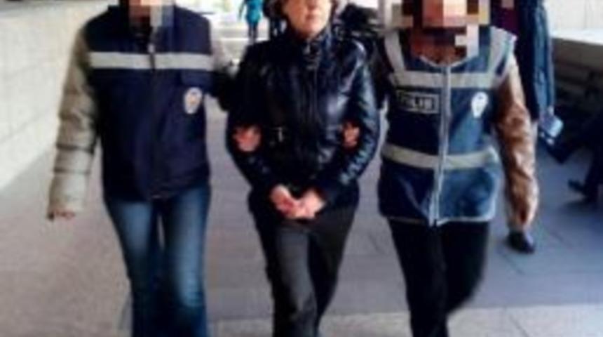 &Ouml;l&uuml; Bulunan Bebeğin Annesi Yakalanıp Tutuklandı (2)