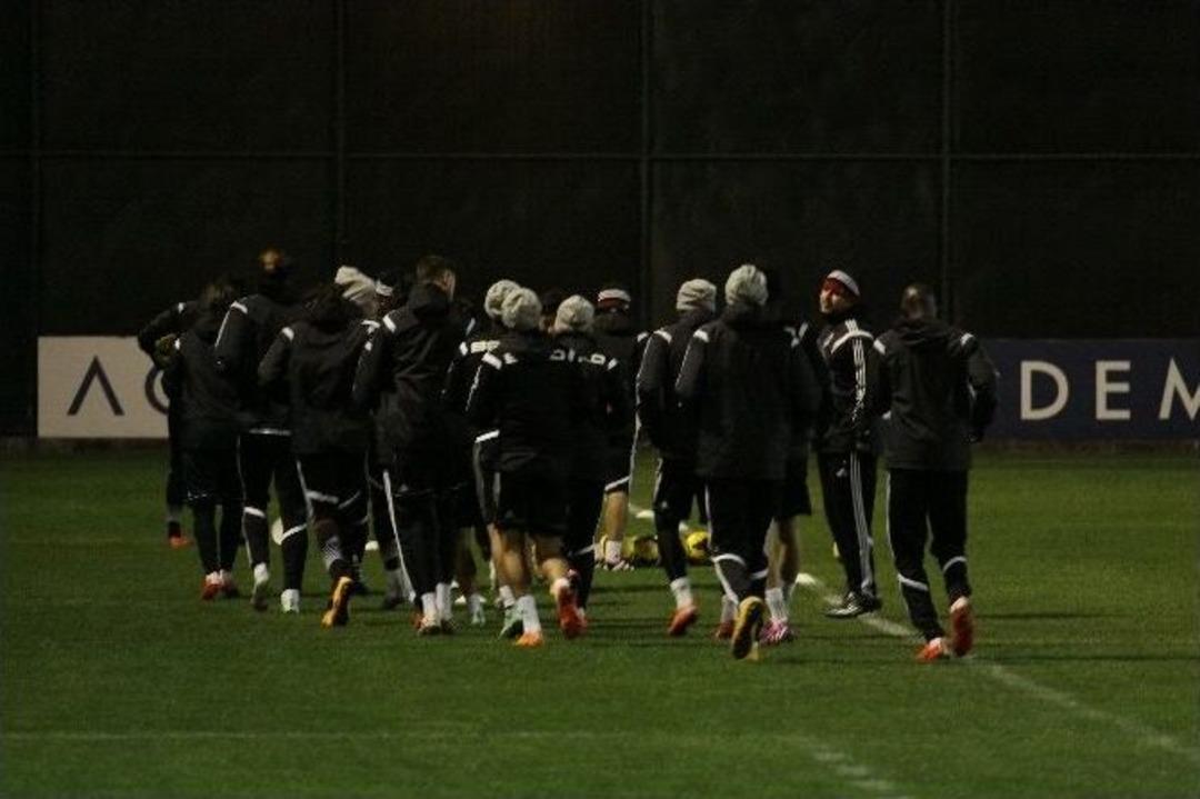 Beşiktaş, İkinci Yarı Hazırlıklarına Başladı