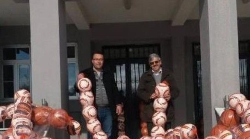 &ldquo;&ccedil;ık Dışarıya Oynayalım&rdquo; Projesi