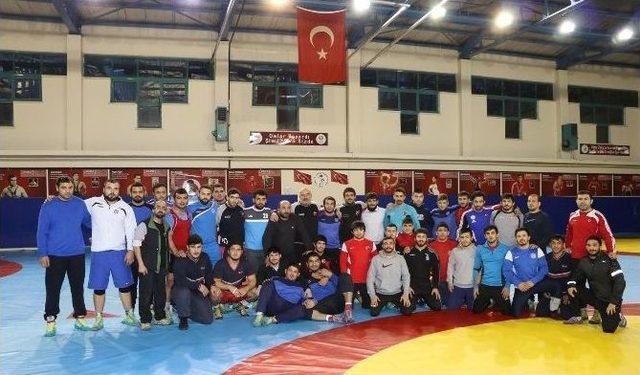Milli Güreşçiler, Başkentte Kampa Girdi 3