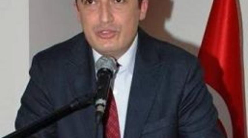 T&uuml;rkiye, Eğitimde Demokrasi Ve Eleştirel D&uuml;ş&uuml;nce Standardını Hızla Y&uuml;kseltmeli!