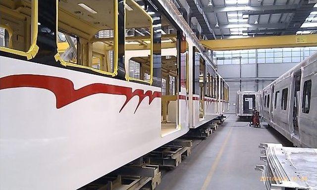 İzmir Metrosu Her Ge&ccedil;en G&uuml;n B&uuml;y&uuml;yor 1