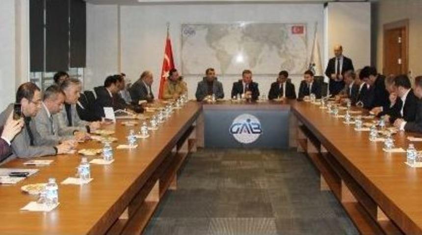 Bangladeş Ticaret Heyeti, Gaziantepli Halıcılarla Bir Araya Geldi