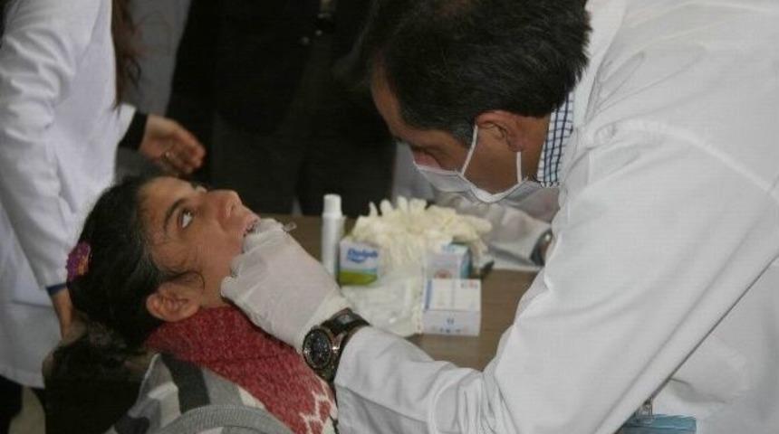 Diyarbakır&rsquo;da Engellilere Ağız Ve Diş Taraması Yapıldı