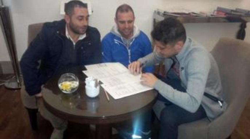 Akhisar Belediyespor, Pekin&rsquo;i Renklerine Bağladı