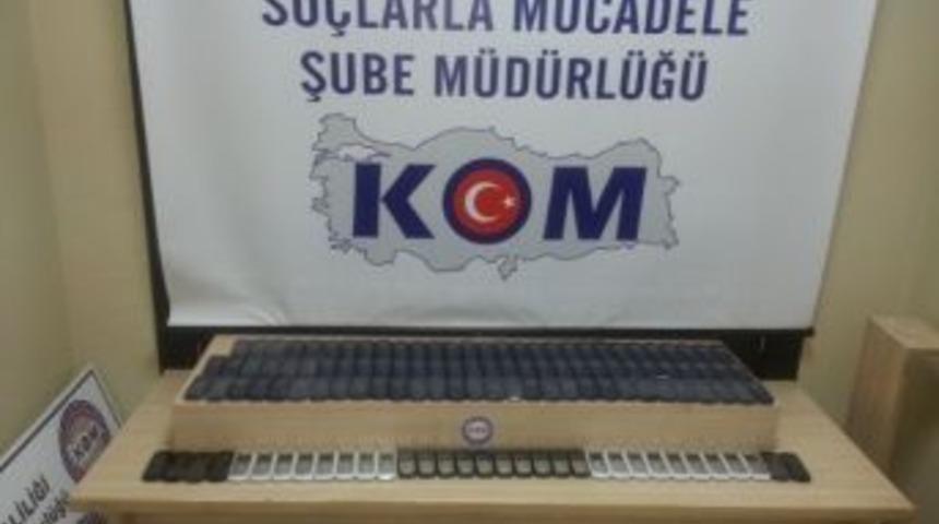 Denizli&rsquo;de Ka&ccedil;ak Cep Telefonu Operasyonu