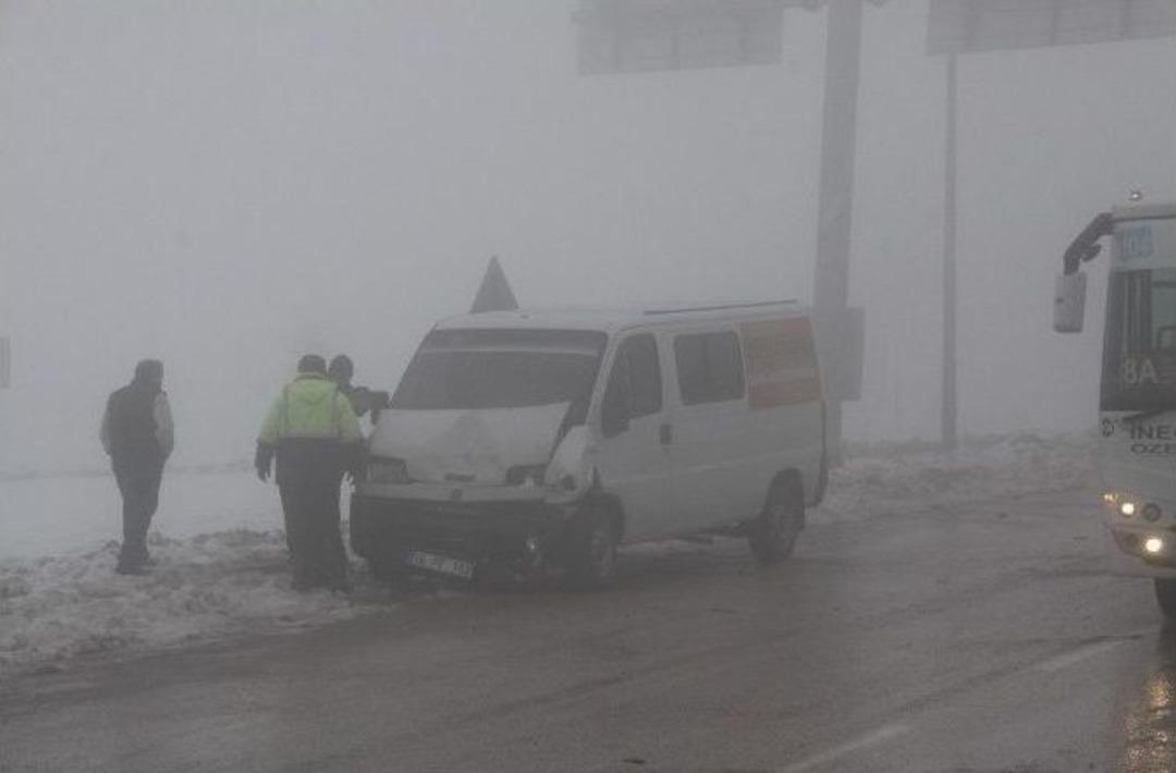 Bursa&rsquo;da Sis Ve Buzlanma Zincirleme Kazalara Sebep Oldu