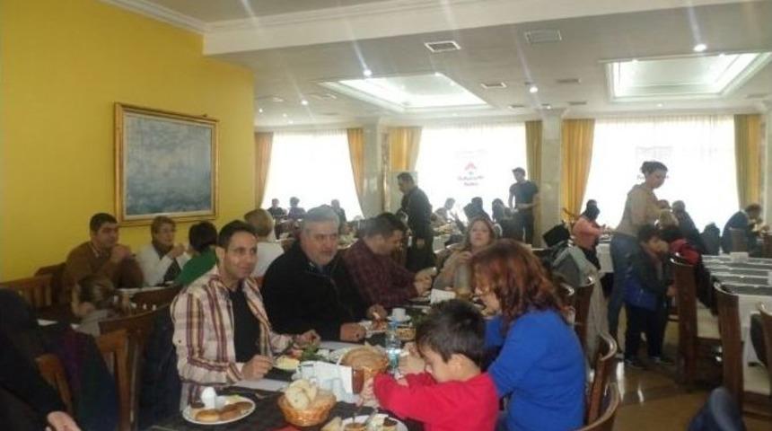 Bah&ccedil;eşehir Koleji&rsquo;nde Geleneksel Kahvaltı &Ccedil;oşkusu