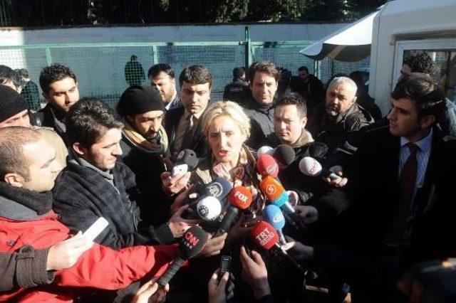 Cumhuriyet Gazetesi Yazarı Bursalı" Derginin Kapağının Basılmaması Doğru Bir Karar" 3