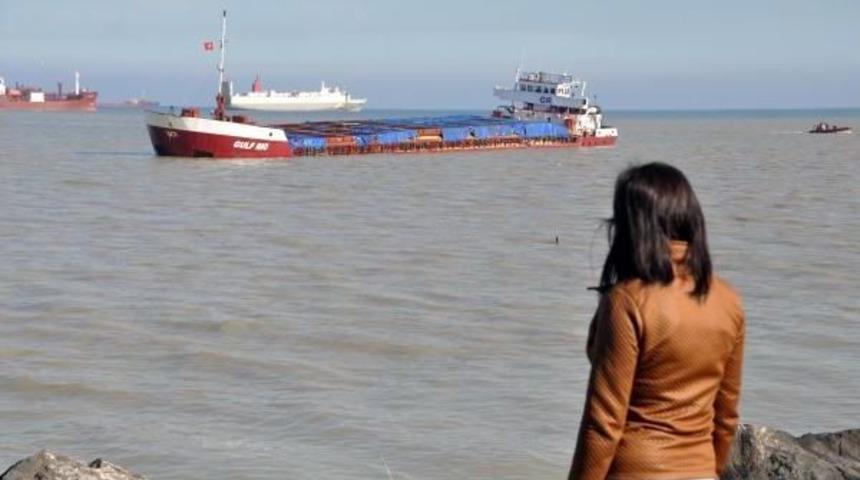 Karaya Oturan Gemi Y&uuml;zd&uuml;r&uuml;lemezse Batırılacak