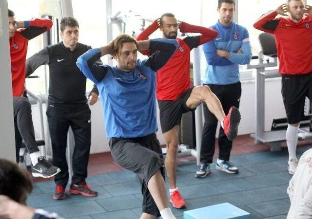 Trabzonspor Salonda &Ccedil;alıştı 1