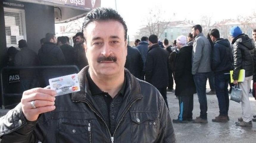 &Uuml;cretsiz Passolig Kartına Yoğun İlgi