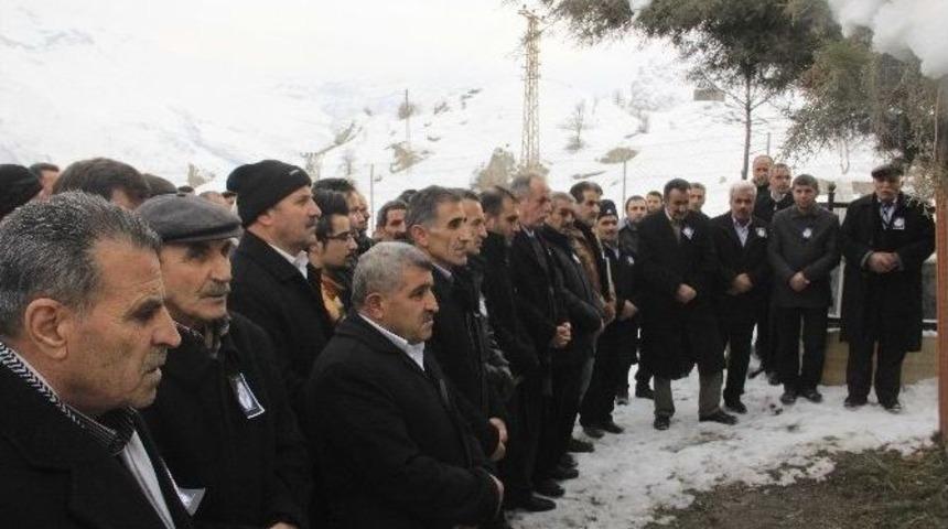 Avukat Keskin Mezarı Başında Anıldı