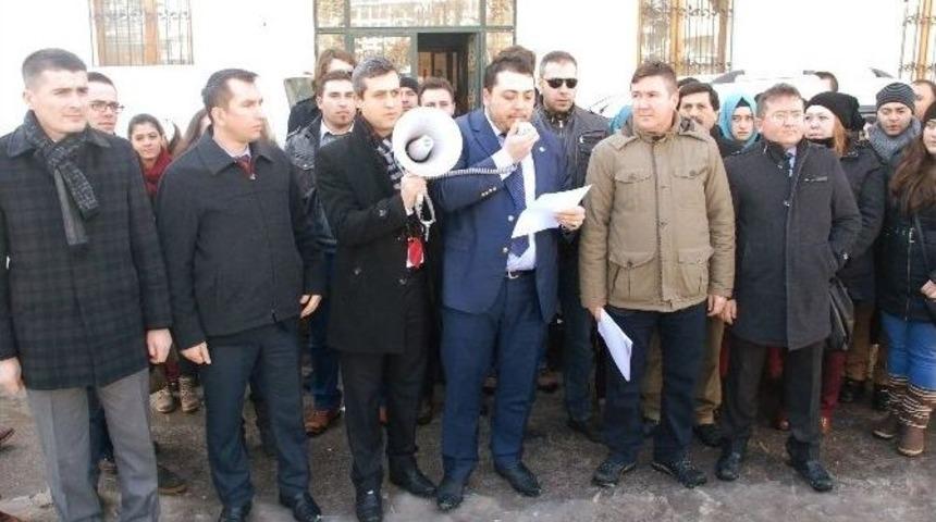 Sağlık Sen &Uuml;yeleri 12/48 Mesai Sistemine Karşı