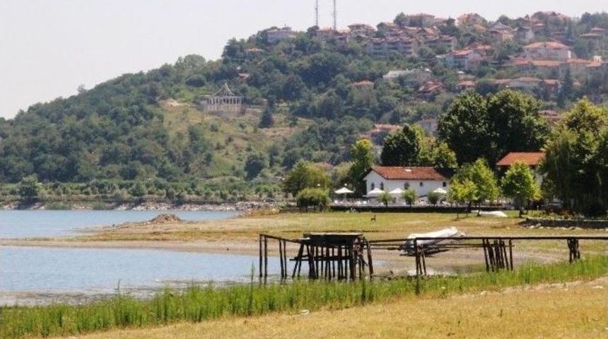 Kar Yağışı Sapanca G&ouml;l&uuml;ne Yaradı