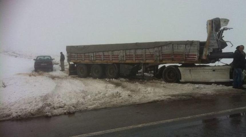Mahmudiye Karayolunda Trafik Kazası