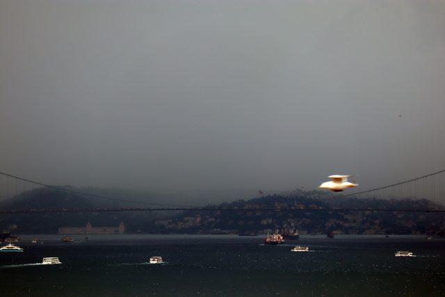 İstanbul'da yağmur sonrası gökkuşağı 