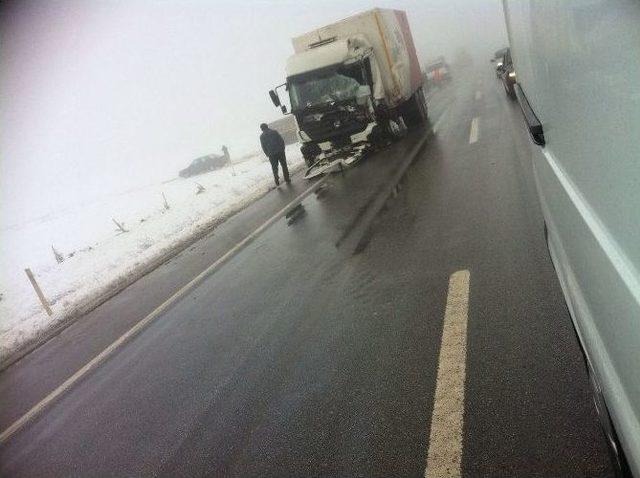 Mahmudiye Karayolunda Trafik Kazası 2