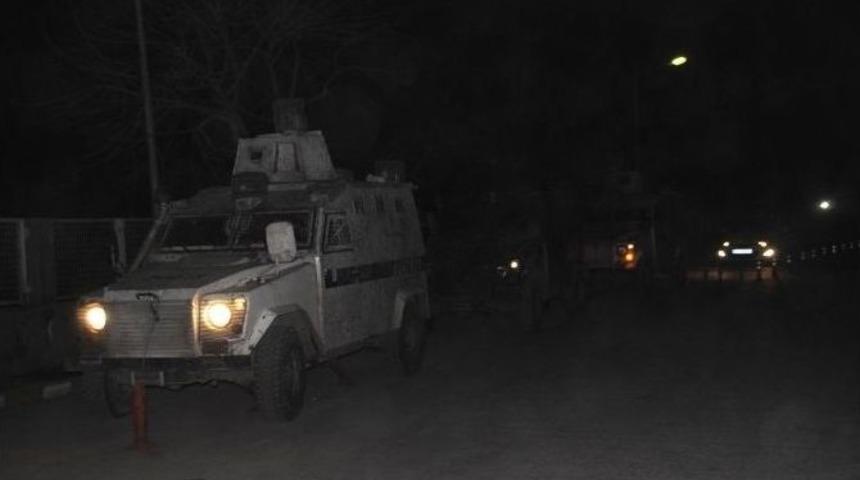 Cizre&rsquo;de Olaylar &Ccedil;ıktı: 1 &Ouml;l&uuml;