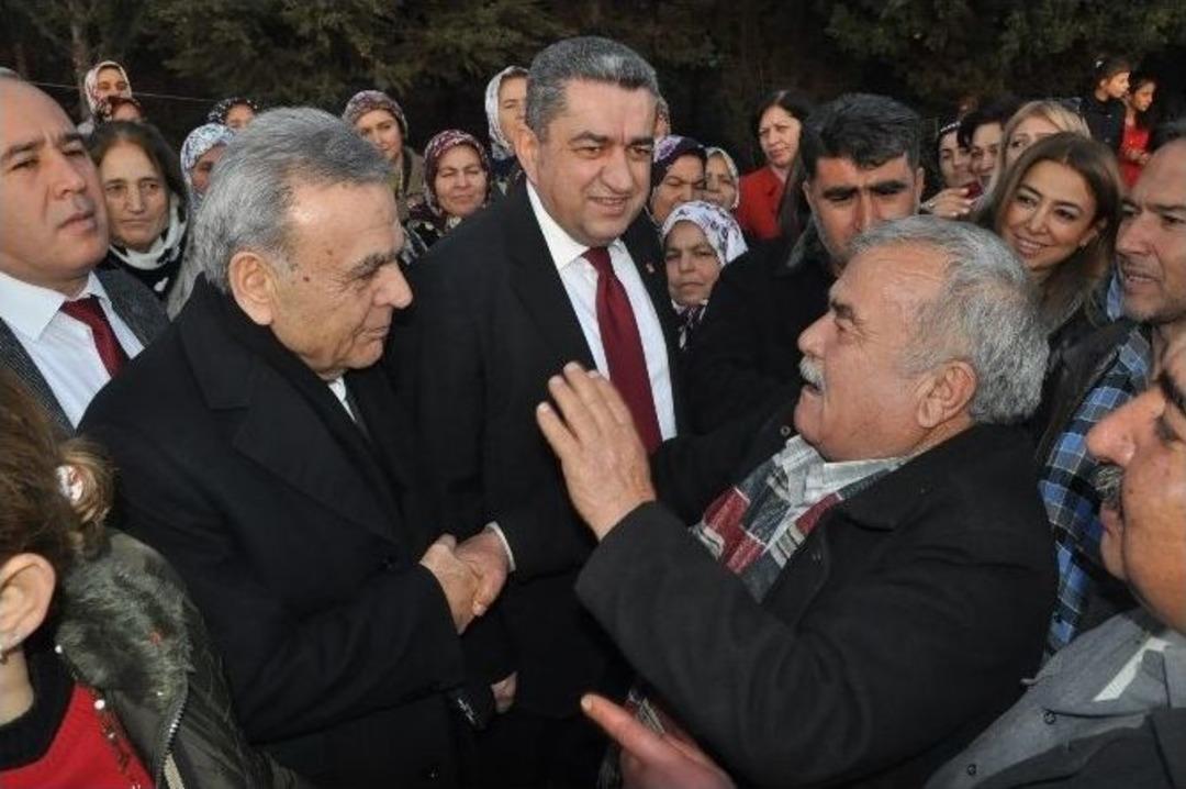 Başkan Kocaoğlu Taş Ocağı İstemeyen K&ouml;yl&uuml;leri Ziyaret Etti