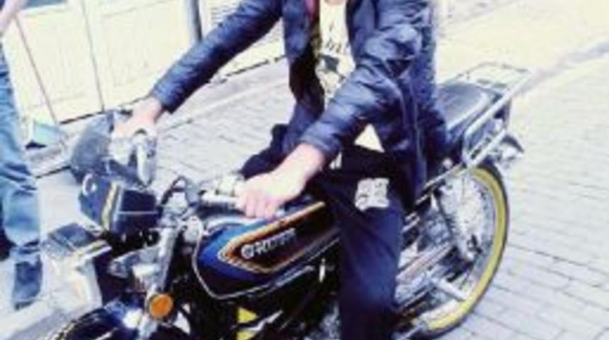 Resepsiyon G&ouml;revlisini D&ouml;v&uuml;p, Tabancayla Tehdit Eden Gen&ccedil; Tutuklandı