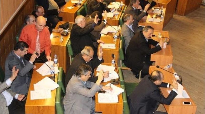 Arlı: &ldquo;50 Halk Otob&uuml;s&uuml;n&uuml;n S&ouml;zleşmesi Feshedildi&rdquo;