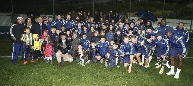 Fenerbahçe, Hazırlıklarını Sürdürüyor 2