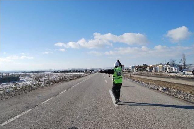 Malkara Bölge Trafik Polisinin Yoğun Kış Mesaisi