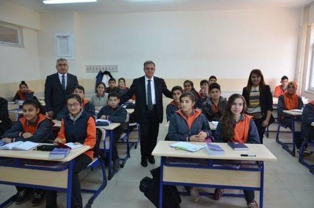 Sosyal Bilimler Lisesi Eğitim-öğretime Başladı