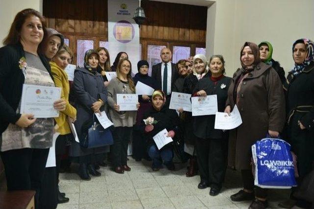 Yakutiye Kent Konseyi Kadın Meclisi, İpek Koza İşlemeciliğini Erzurumlu Hanımlara Tanıttı