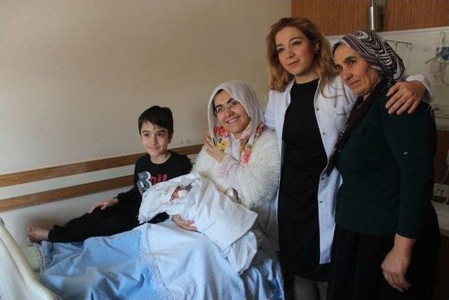 Sezaryen Sonrası Normal Doğum Başarısı 1