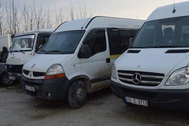 Bursa&rsquo;da İl&ccedil;e Plakalı Servis Trafikten Men Edildi, Servis&ccedil;iler Ayaklandı 3