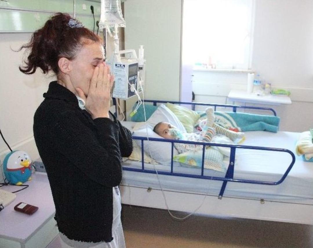 L&ouml;semi Hastası Emirhan&rsquo;a Yardım Eli Uzandı