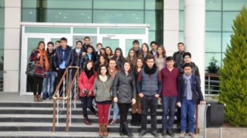 Velimeşe &Ccedil;ok Programlı Lisesi &Ouml;ğrencileri Namık Kemal &Uuml;niveritesi&rsquo;ni Ziyaret Etti