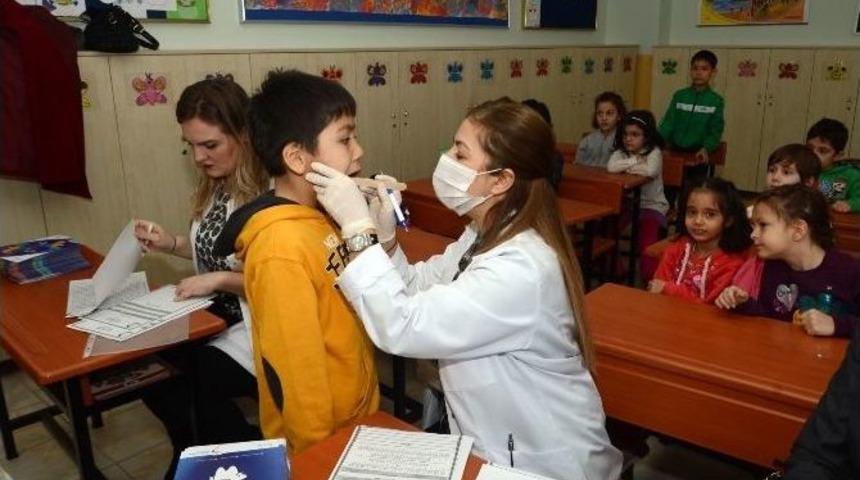 Miniklere Sınıflarında Sağlık Taraması